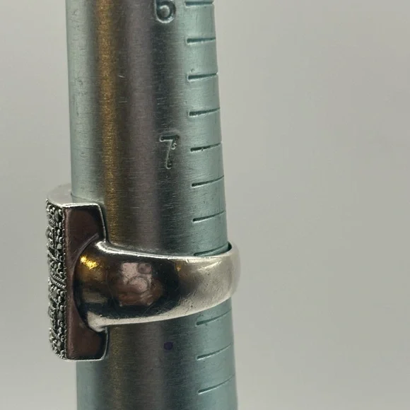 Marcasite 925 Ring - Picture 5 of 5